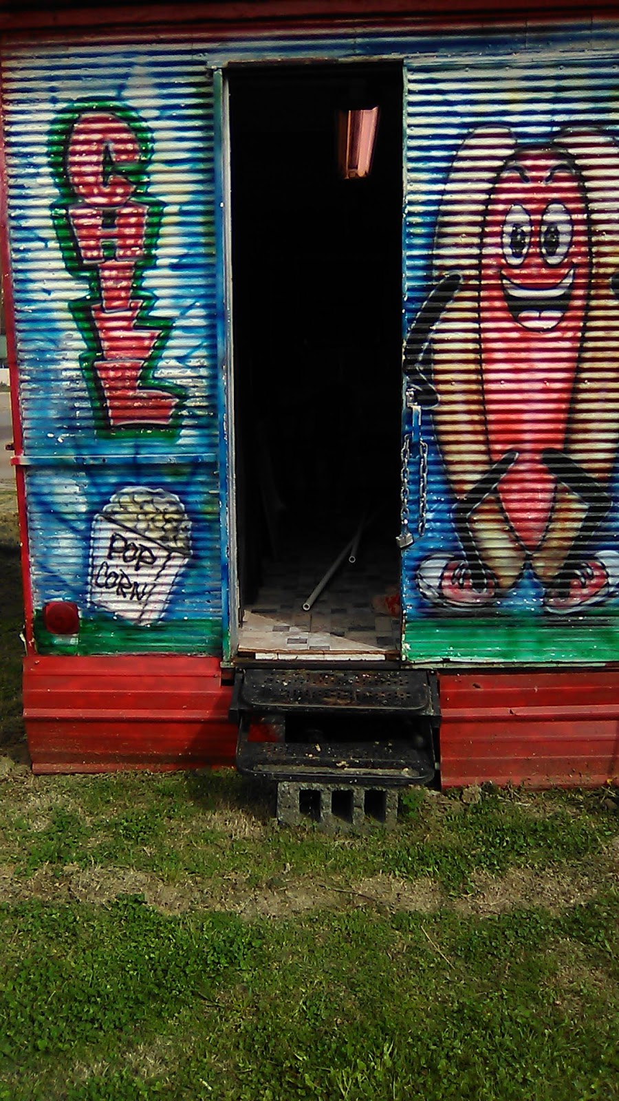 Ten 4 Hill Chill Pill/B&B Communication | restaurant | 1096 E Union Ave, Wynne, AR 72396, USA | 8705941154 OR +1 870-594-1154