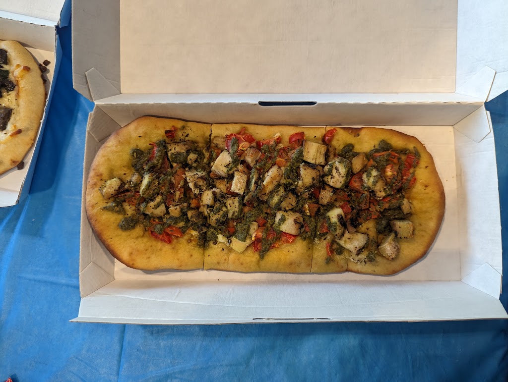 The Circuit Amenity Center | restaurant | 851 Duportail Rd, Chesterbrook, PA 19087, USA | 6106401400 OR +1 610-640-1400