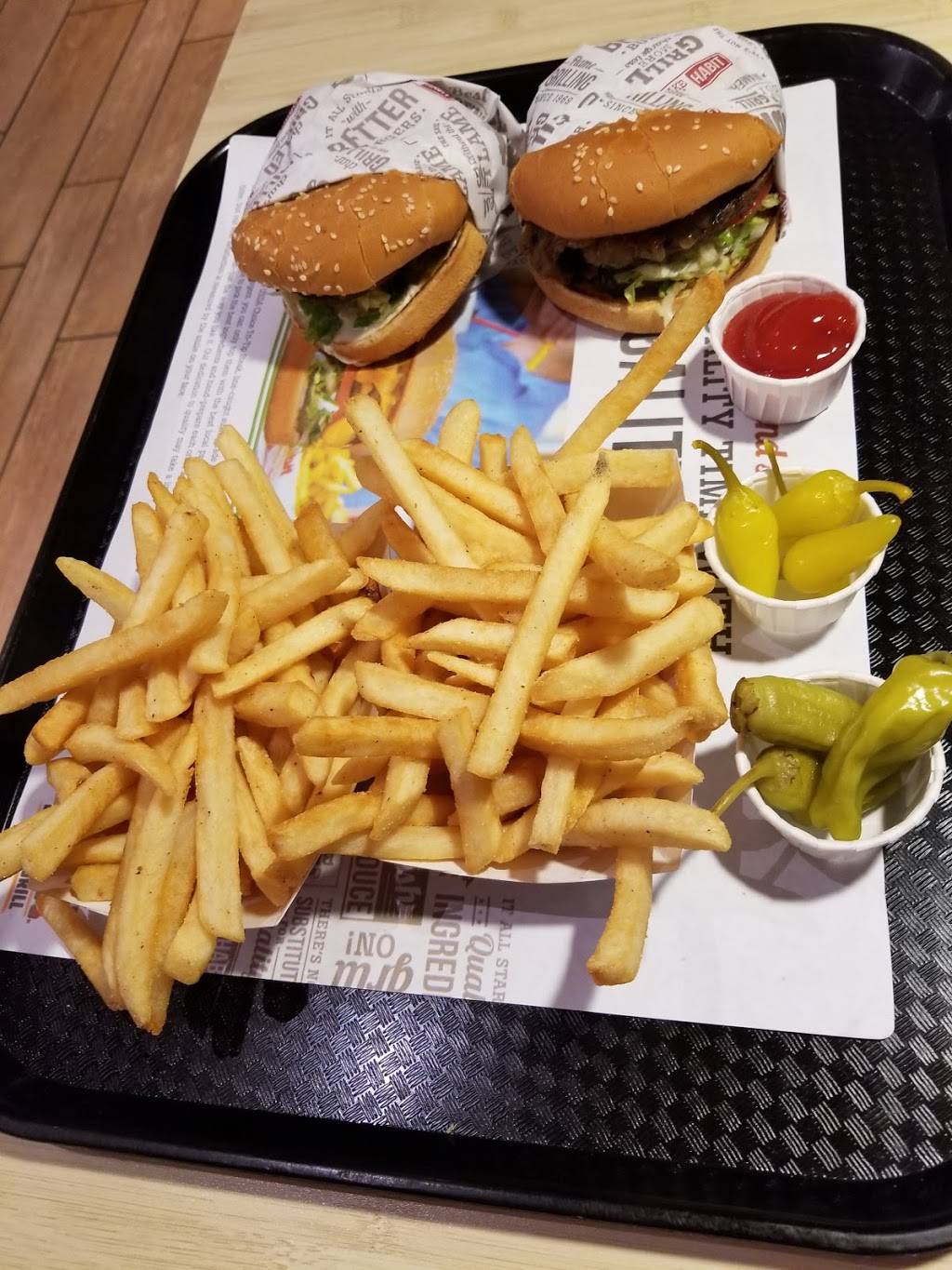 The Habit Burger Grill | restaurant | 2671 Countryside Dr, Turlock, CA 95380, USA | 2096672755 OR +1 209-667-2755