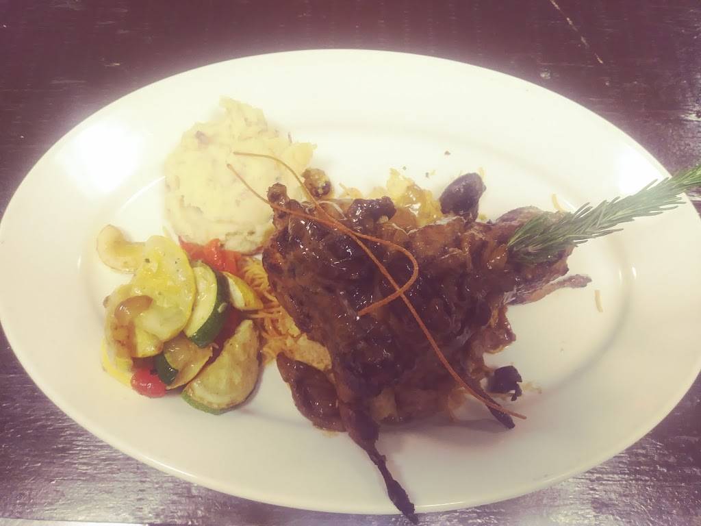 Gusto Ristorante | restaurant | 890 William Hilton Pkwy, Hilton Head Island, SC 29928, USA | 8438022424 OR +1 843-802-2424