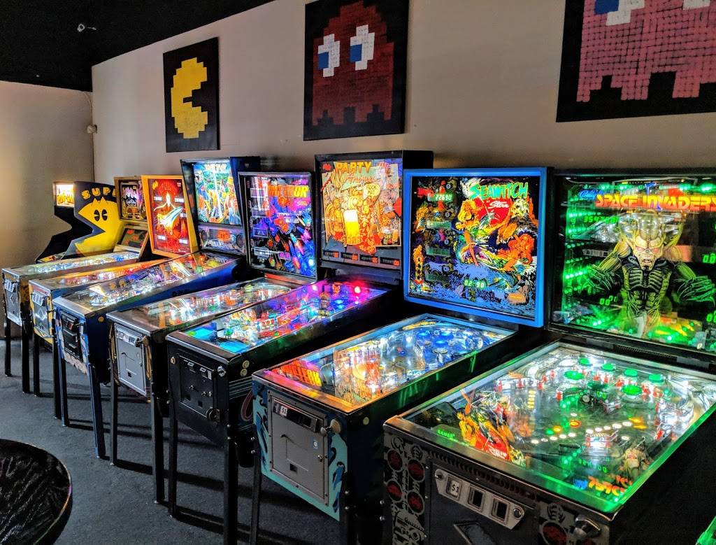 The Ottawa Pinball Arcade | restaurant | 2559 Baseline Rd, Ottawa, ON K2H 7B3, Canada | 6132236108 OR +1 613-223-6108