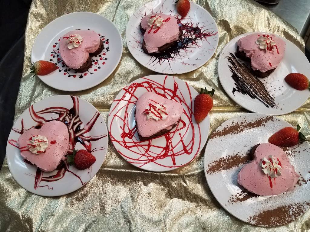 Aqua | restaurant | 2140 Gunter Ave, Guntersville, AL 35976, USA | 2562640141 OR +1 256-264-0141