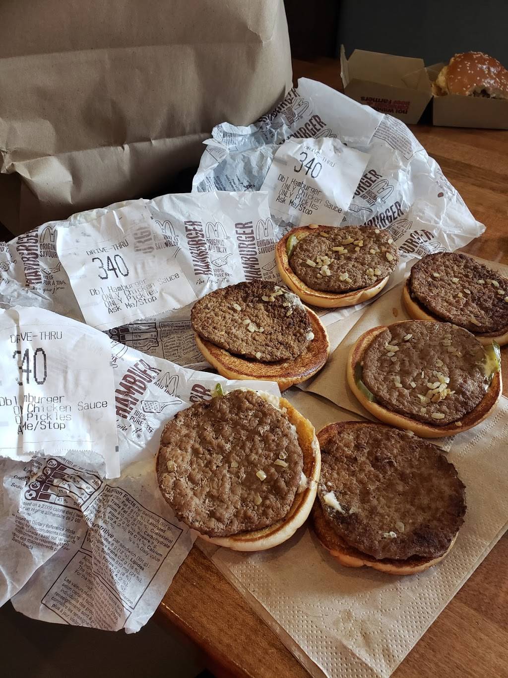 McDonalds | cafe | 3510 Derry Rd E, Mississauga, ON L4T 3V7, Canada | 9056778711 OR +1 905-677-8711