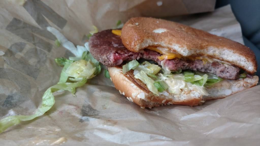 McDonalds | cafe | 20880 Pidgeon Hill Dr, Sterling, VA 20165, USA | 7039569177 OR +1 703-956-9177