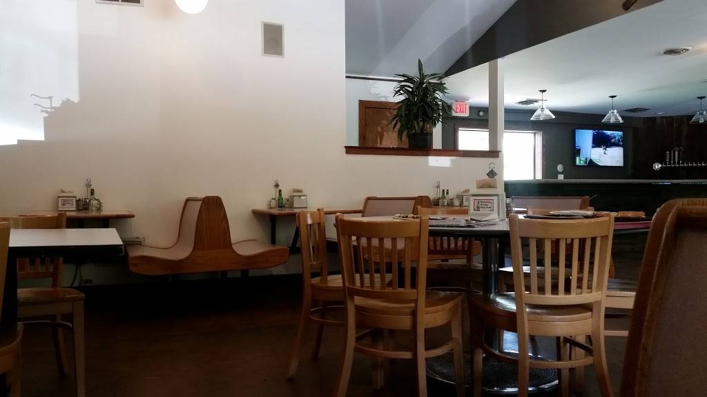 Pizza Chef of Quechee | meal takeaway | 5893 Woodstock Rd, White River Junction, VT 05001, USA | 8022966669 OR +1 802-296-6669