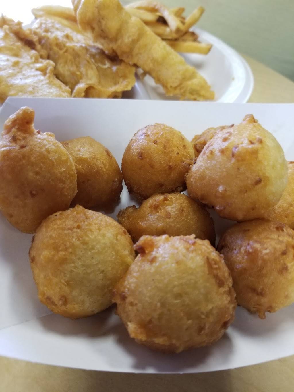 Long John Silvers | restaurant | 100 Tarentum Bridge Rd, New Kensington, PA 15068, USA | 7243351500 OR +1 724-335-1500