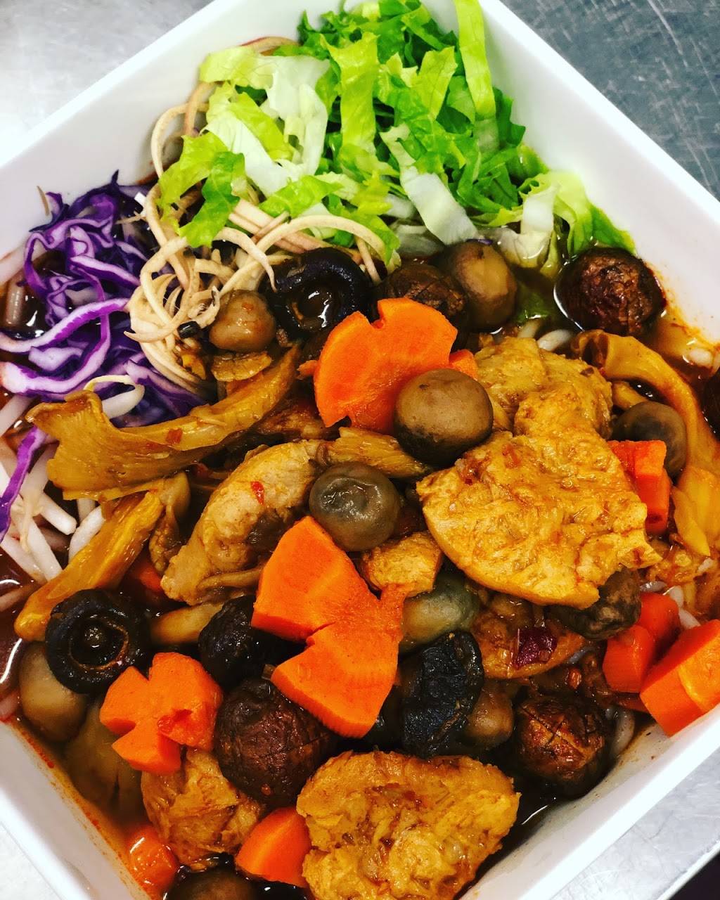 Delish Vietnamese & Vegetarian Cuisine | restaurant | 40573 Margarita Rd ste d, Temecula, CA 92591, USA | 9517193949 OR +1 951-719-3949