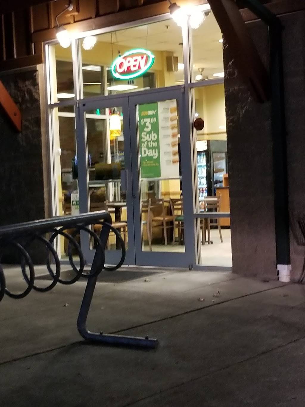 Subway | meal takeaway | 22310 NE Marketplace Dr Suite 114, Redmond, WA 98053, USA | 4258987576 OR +1 425-898-7576