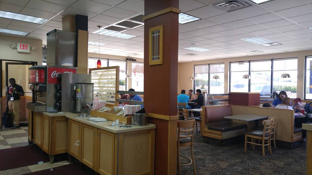 Wendys | restaurant | 1751 S Cherry Ln, Fort Worth, TX 76108, USA | 8177082305 OR +1 817-708-2305