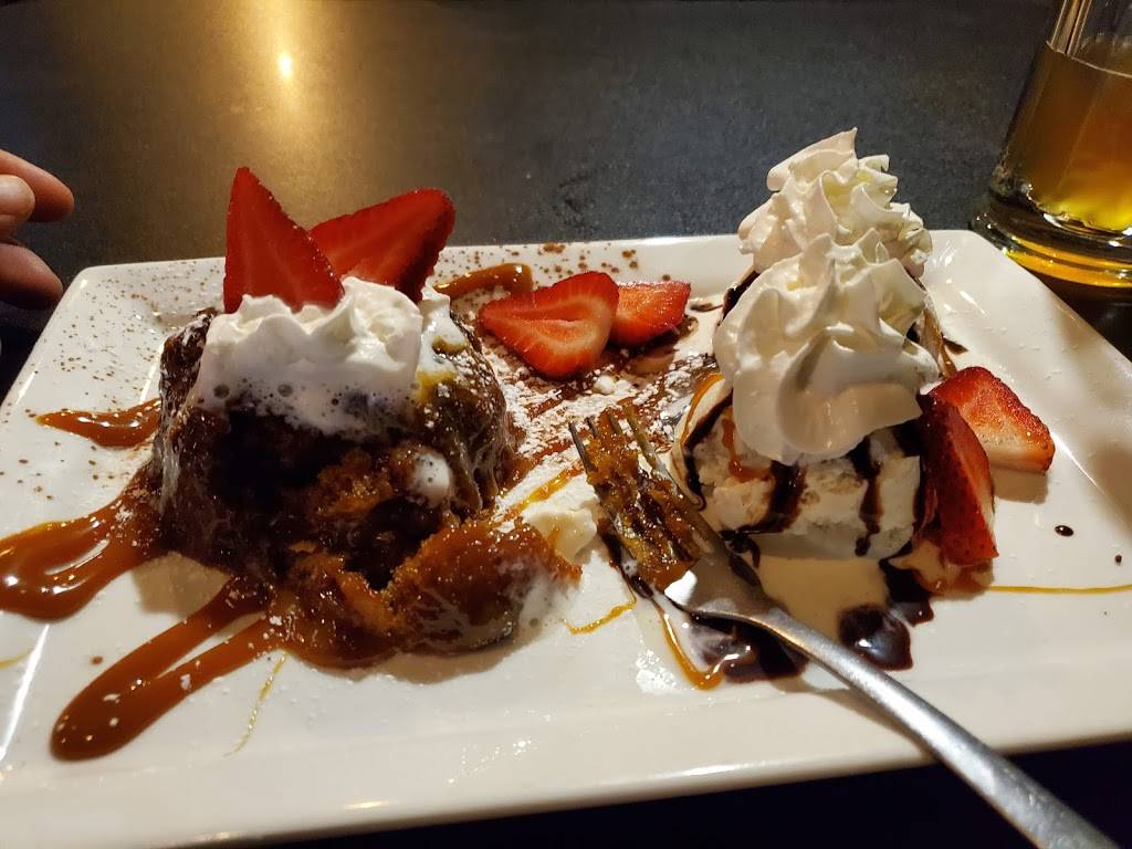 Rachels | restaurant | 754 N Van Dyke Rd, Bad Axe, MI 48413, USA | 9892695000 OR +1 989-269-5000