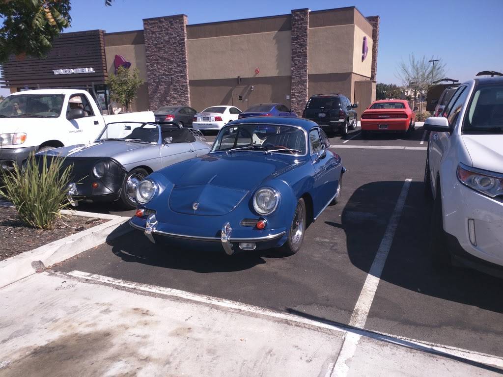 McDonalds | cafe | 2050 Daniels St, Manteca, CA 95337, USA | 2098231133 OR +1 209-823-1133