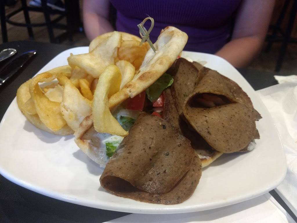 Marinos American Eatery | restaurant | 106 W Point Dr Suites 9-10, Greensburg, PA 15601, USA | 7242165735 OR +1 724-216-5735