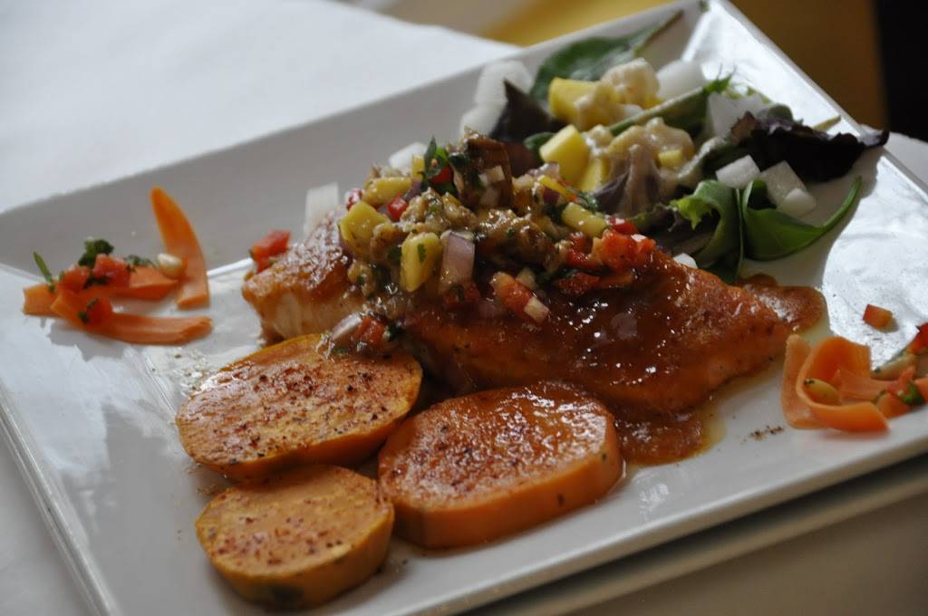 El Nuevo Mexicano Restaurant | restaurant | 2914 N Clark St, Chicago, IL 60657, USA | 7735282131 OR +1 773-528-2131