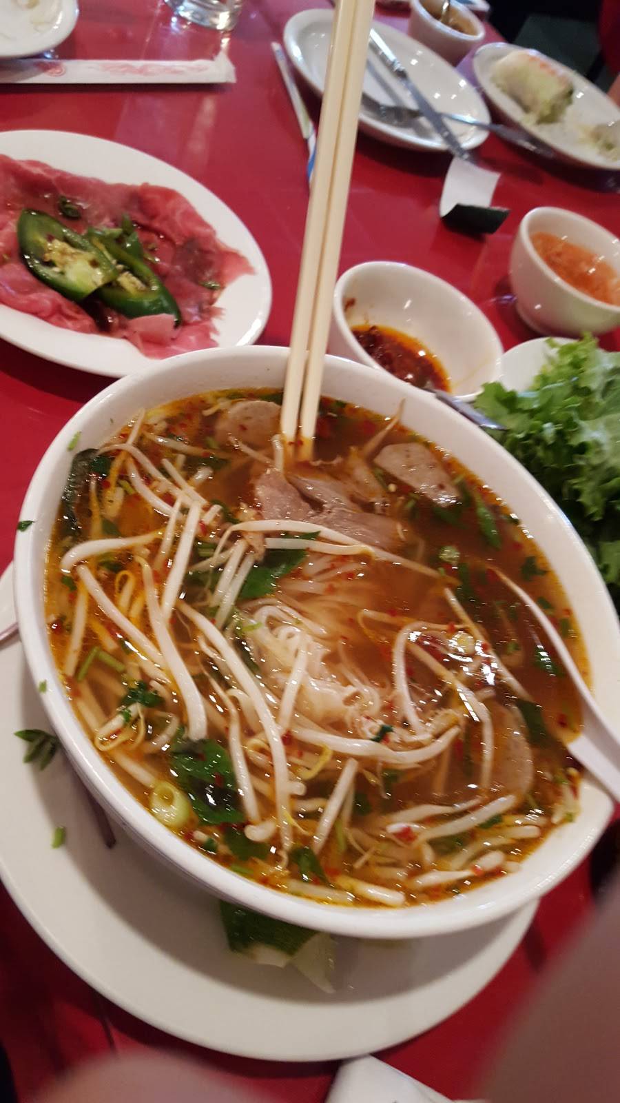 Saigon Palace Restaurant | restaurant | 5215 South Blvd B, Charlotte, NC 28217, USA | 7045290098 OR +1 704-529-0098