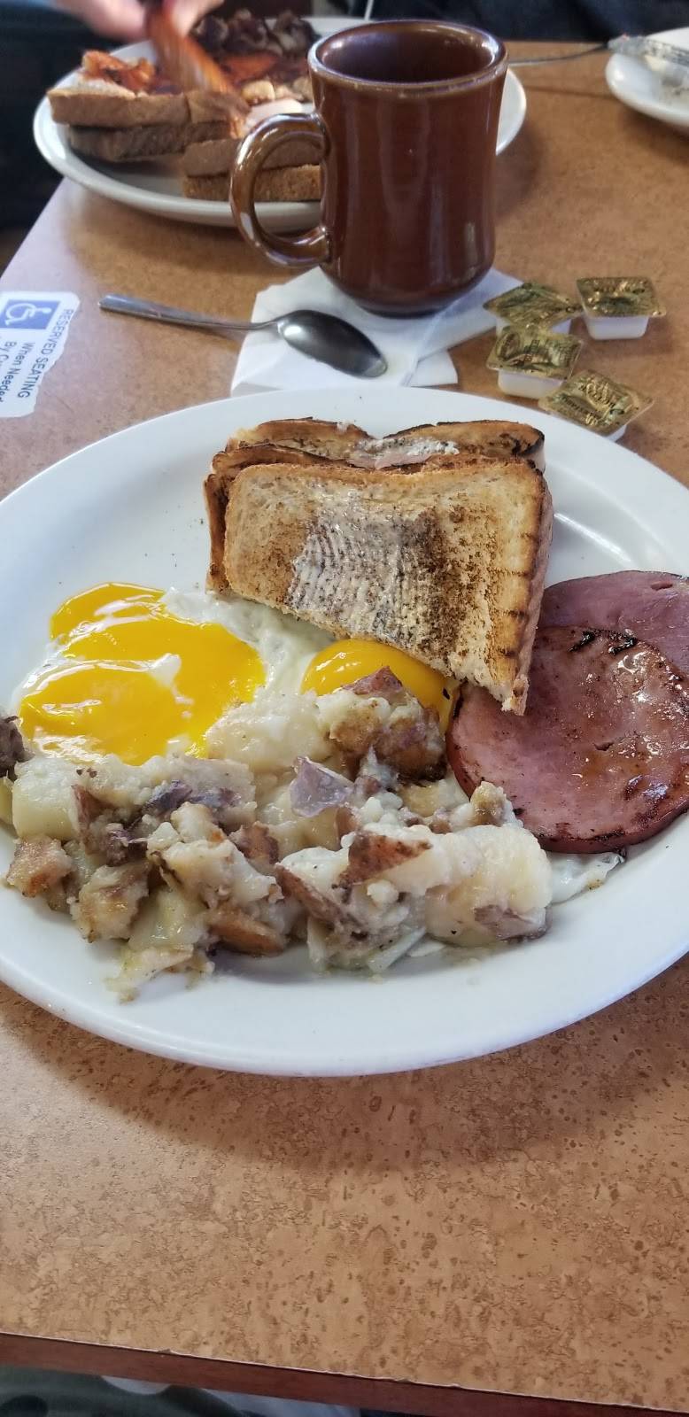 Orange Tree Breakfast And Lunch | restaurant | 6400 N University Dr, Pompano Beach, FL 33076, USA | 9547221144 OR +1 954-722-1144