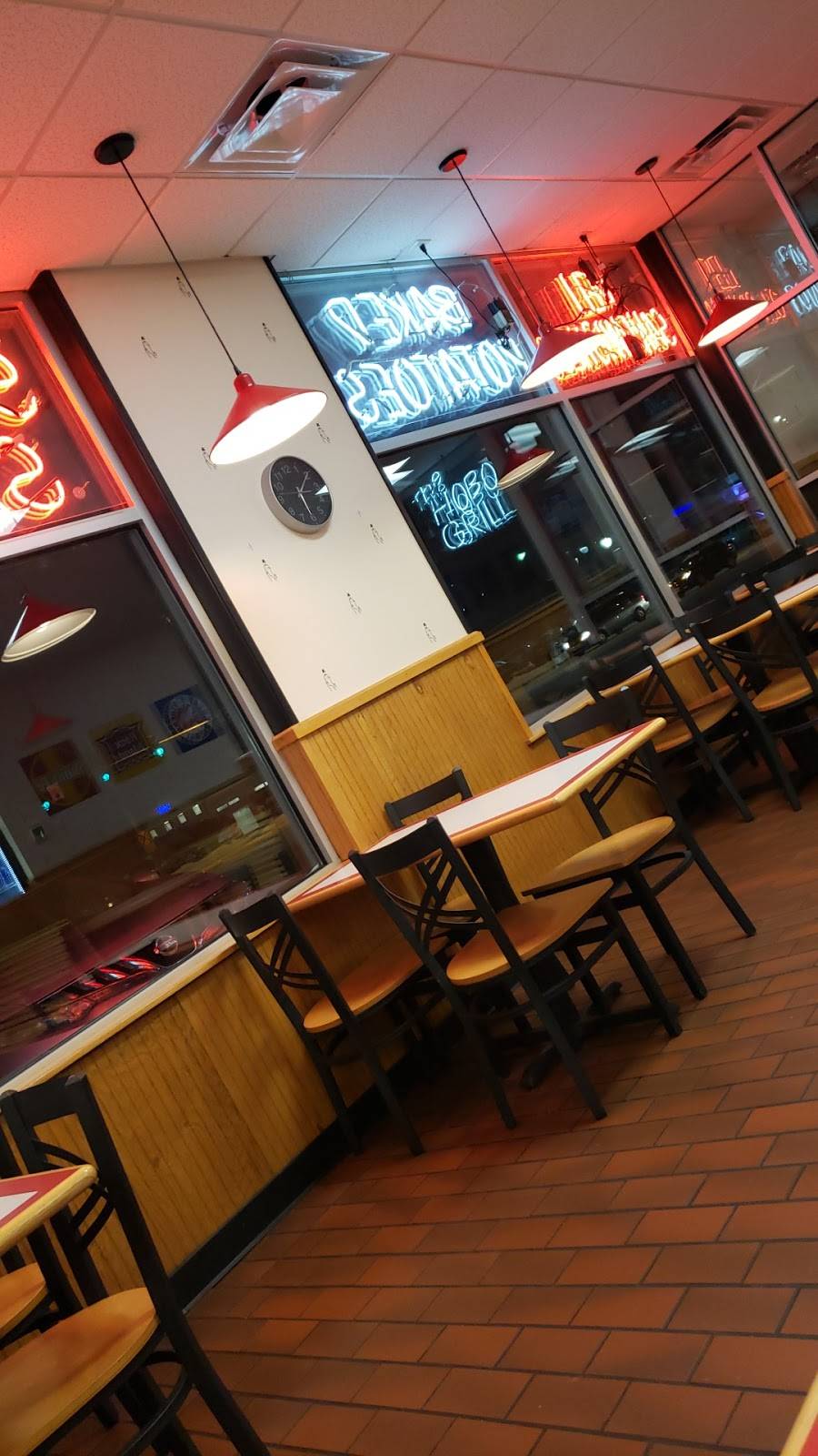 Hungry Hobo | meal takeaway | 1842 18th Ave, East Moline, IL 61244, USA | 3097559123 OR +1 309-755-9123