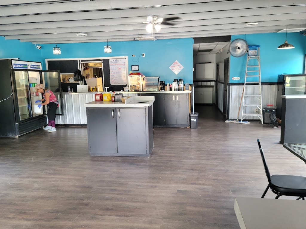 Hwy. 27 Cafe LLC | restaurant | 1088 B, Old Gilliard Rd, Ridgeville, SC 29472, USA | 8436886999 OR +1 843-688-6999