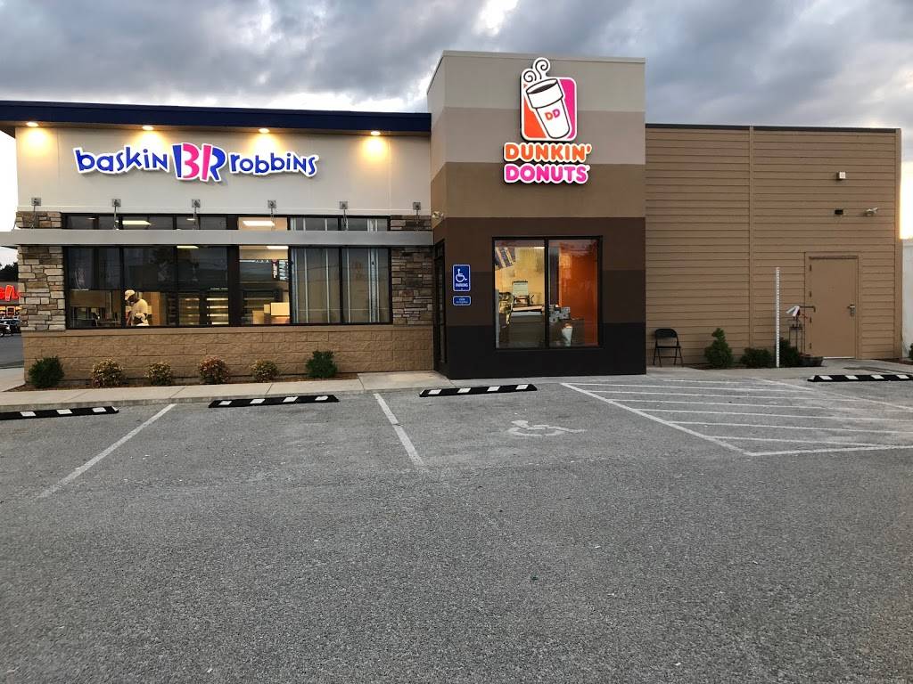 Dunkin | bakery | 2525 Fort Campbell Blvd, Hopkinsville, KY 42240, USA | 2706321071 OR +1 270-632-1071