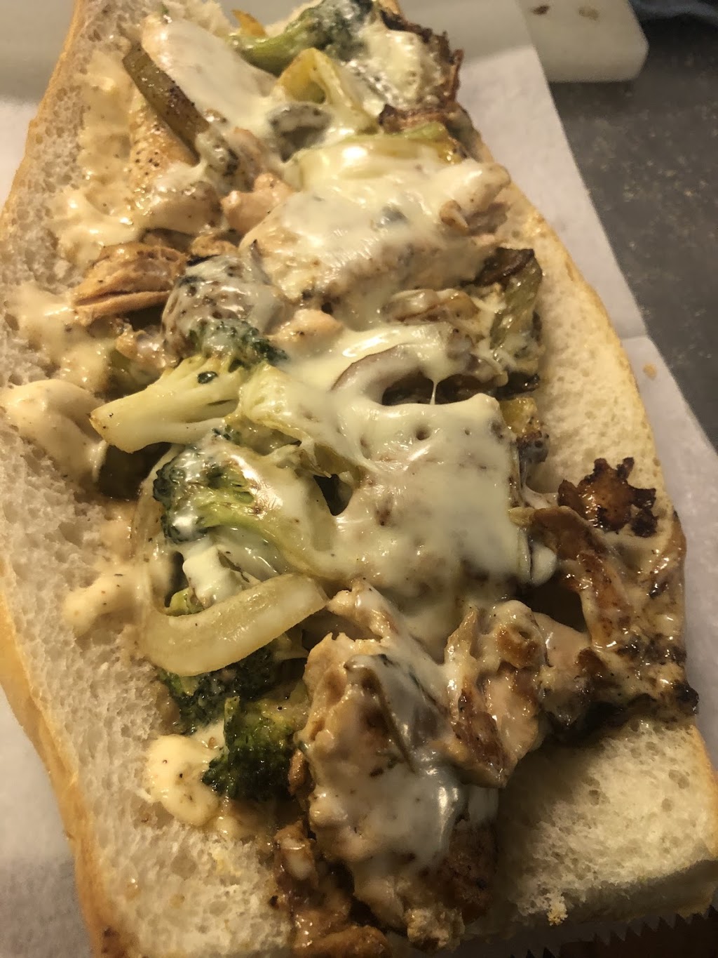 Ms Daisys Corner Kitchen | restaurant | 600 W Huntingdon St, Philadelphia, PA 19133, USA | 2675343873 OR +1 267-534-3873