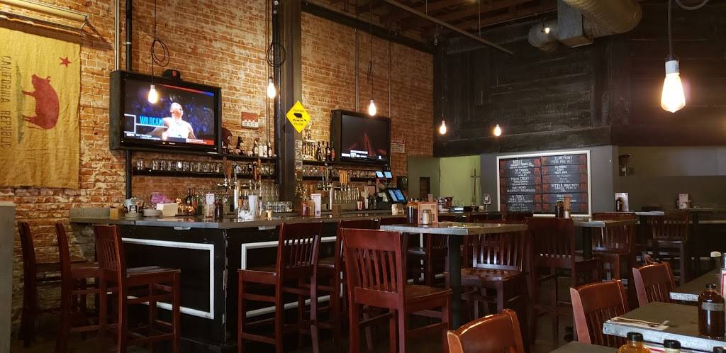 Smoqued California BBQ | restaurant | 128 N Glassell St, Orange, CA 92866, USA | 7146337427 OR +1 714-633-7427