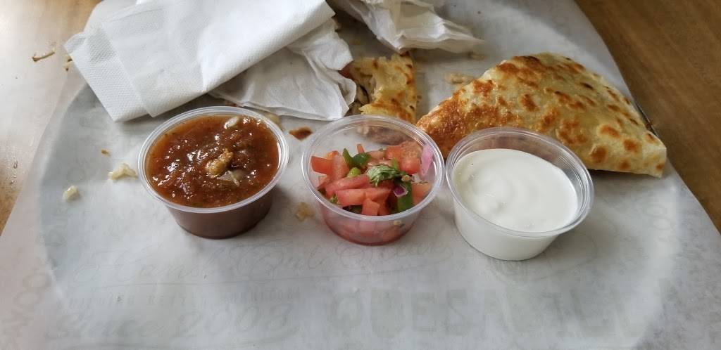 Bubbakoos Burritos | restaurant | 56 Haddonfield Rd, Cherry Hill, NJ 08002, USA | 8564066290 OR +1 856-406-6290