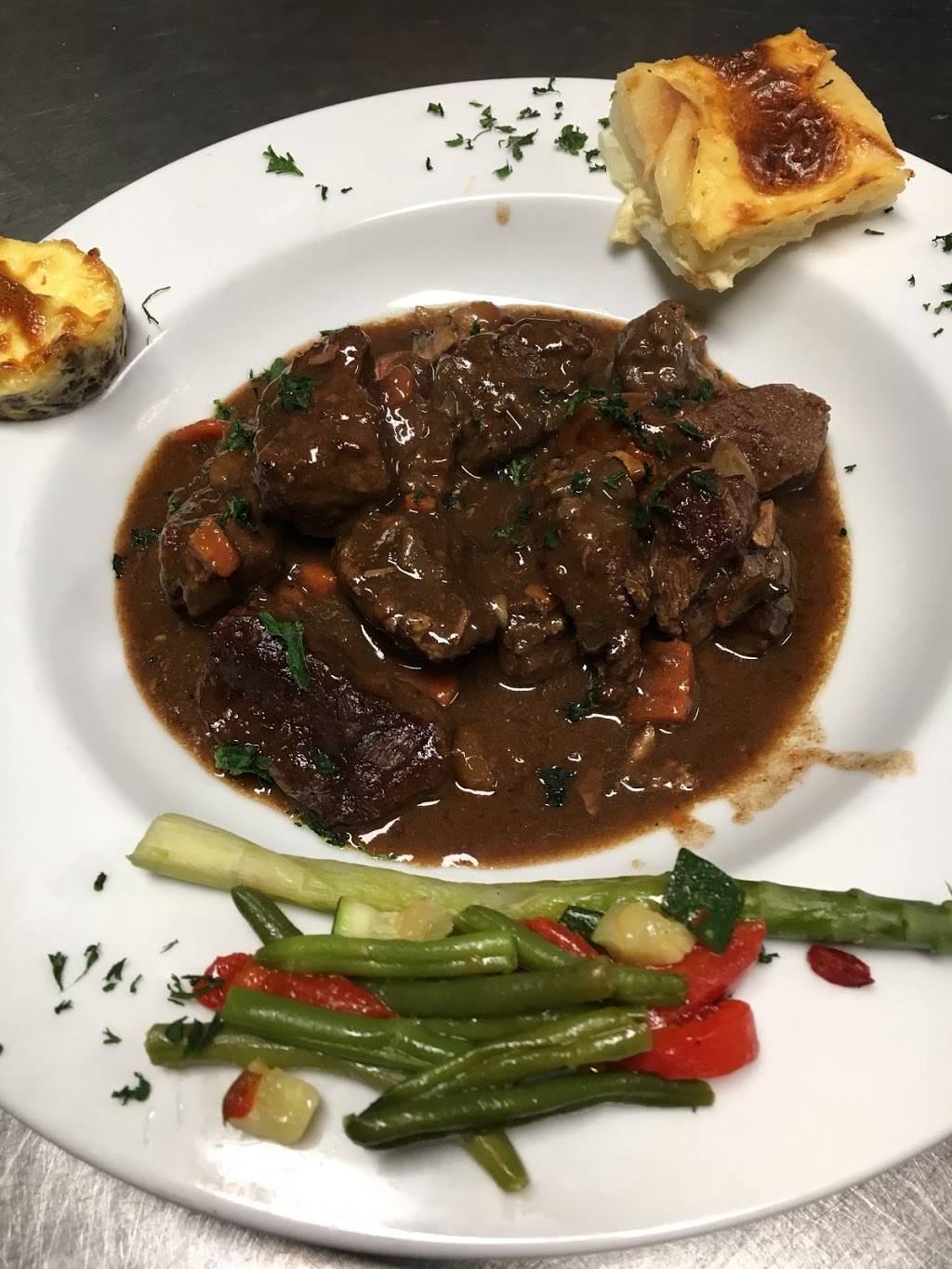 Gulf Bistro | restaurant | 15225 Gulf Blvd, Madeira Beach, FL 33708, USA | 7273928627 OR +1 727-392-8627