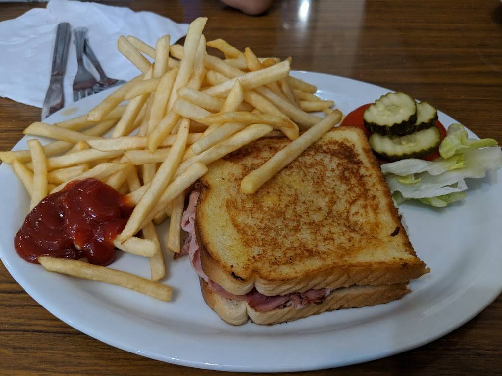 Joliet Route 66 Diner | restaurant | 22 W Clinton St, Joliet, IL 60432, USA | 8157233865 OR +1 815-723-3865