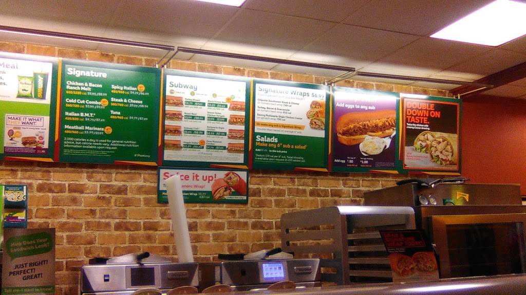 Subway | meal takeaway | 1207 S Tyler Rd, Wichita, KS 67209, USA | 3167224443 OR +1 316-722-4443