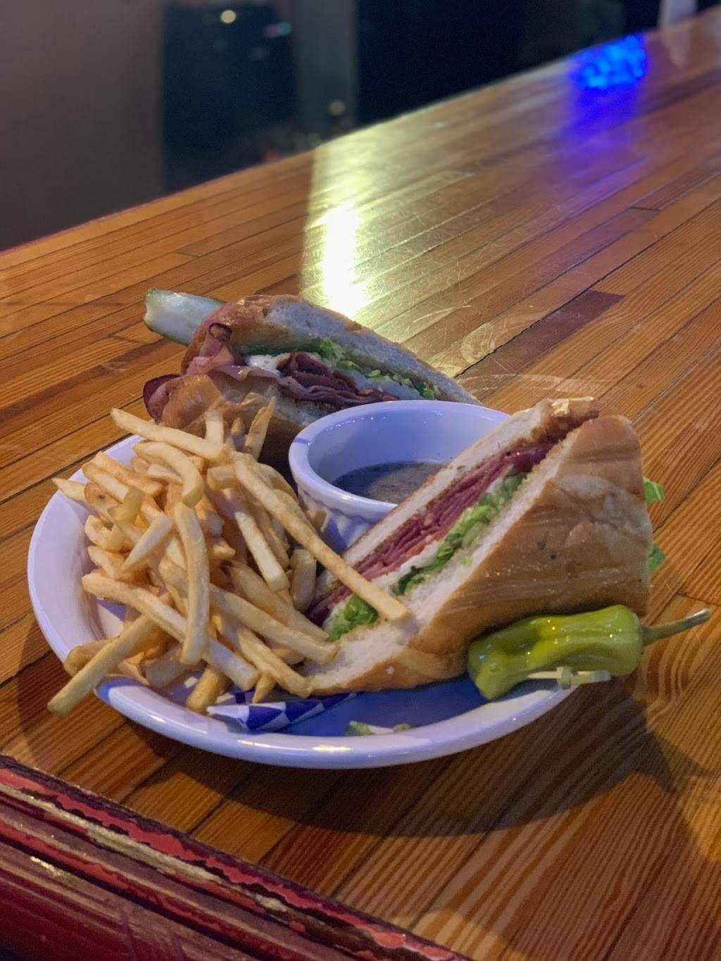 Rockin Cigar Bar & Grill @ Thunderbird | restaurant | 6404 N Mesa St, El Paso, TX 79912, USA | 9157594159 OR +1 915-759-4159