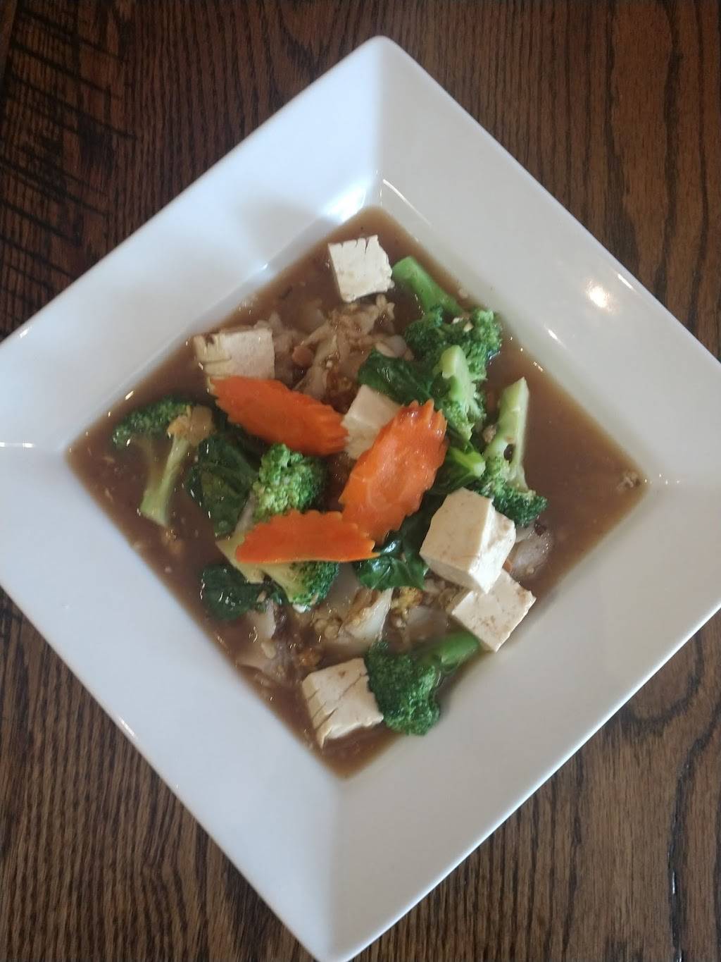 Zaap Lai Thai and Lao Cuisine | restaurant | 2244 N Roan St, Johnson City, TN 37601, USA | 4238330035 OR +1 423-833-0035