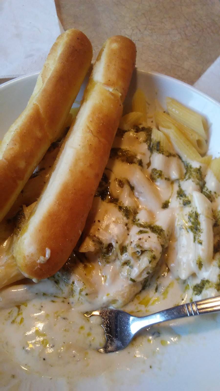 Fazolis | restaurant | 3553 N Rock Rd, Wichita, KS 67226, USA | 3166341855 OR +1 316-634-1855