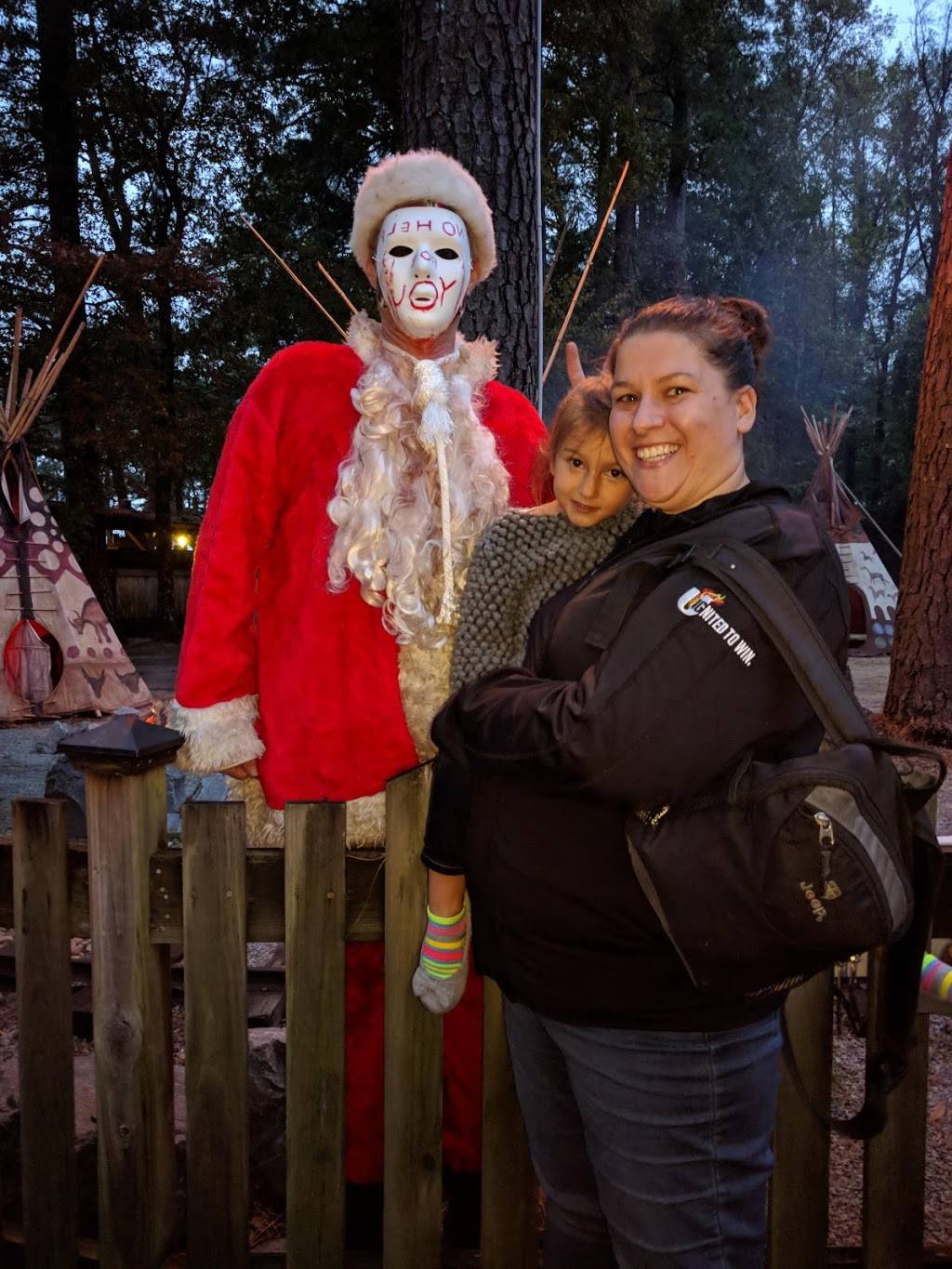 Deadwood | restaurant | 2302 Eds Grocery Rd, Williamston, NC 27892, USA | 2527928938 OR +1 252-792-8938