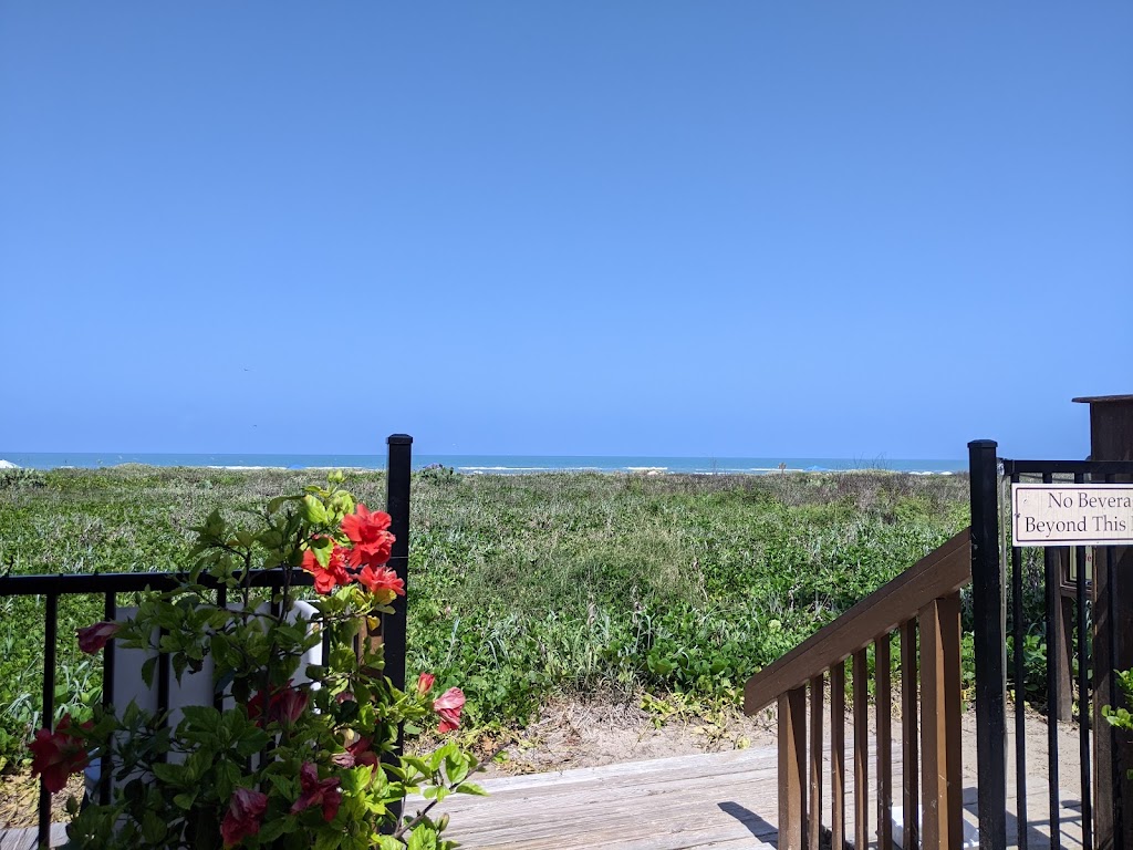 Cafe On The Beach | restaurant | 3616 Gulf Blvd, South Padre Island, TX 78597, USA | 9567612703 OR +1 956-761-2703