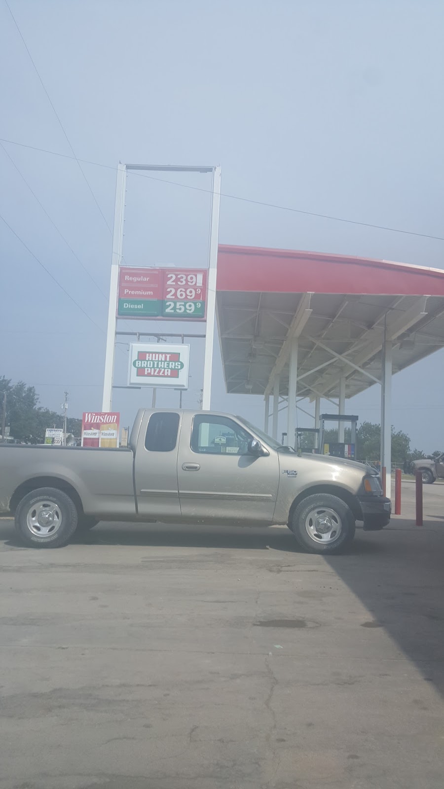 Smith Corner | meal takeaway | 106 Dempsey St, Bryson, TX 76427, USA | 9403922461 OR +1 940-392-2461