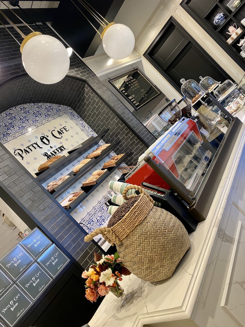 Patty O’s Cafe and Bakery | restaurant | 389 Main St, Washington, VA 22747, USA | 5406753801 OR +1 540-675-3801