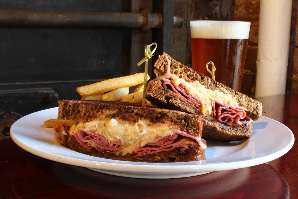 Twisted Spur Brewing | restaurant | 705 Gervais St A, Columbia, SC 29201, USA | 8037640203 OR +1 803-764-0203