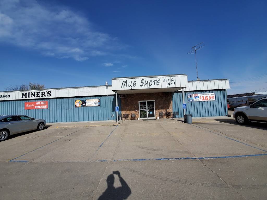 Mug Shots Bar & Grill | restaurant | 100 Astro Blvd E, Cosmos, MN 56228, USA | 3208777525 OR +1 320-877-7525