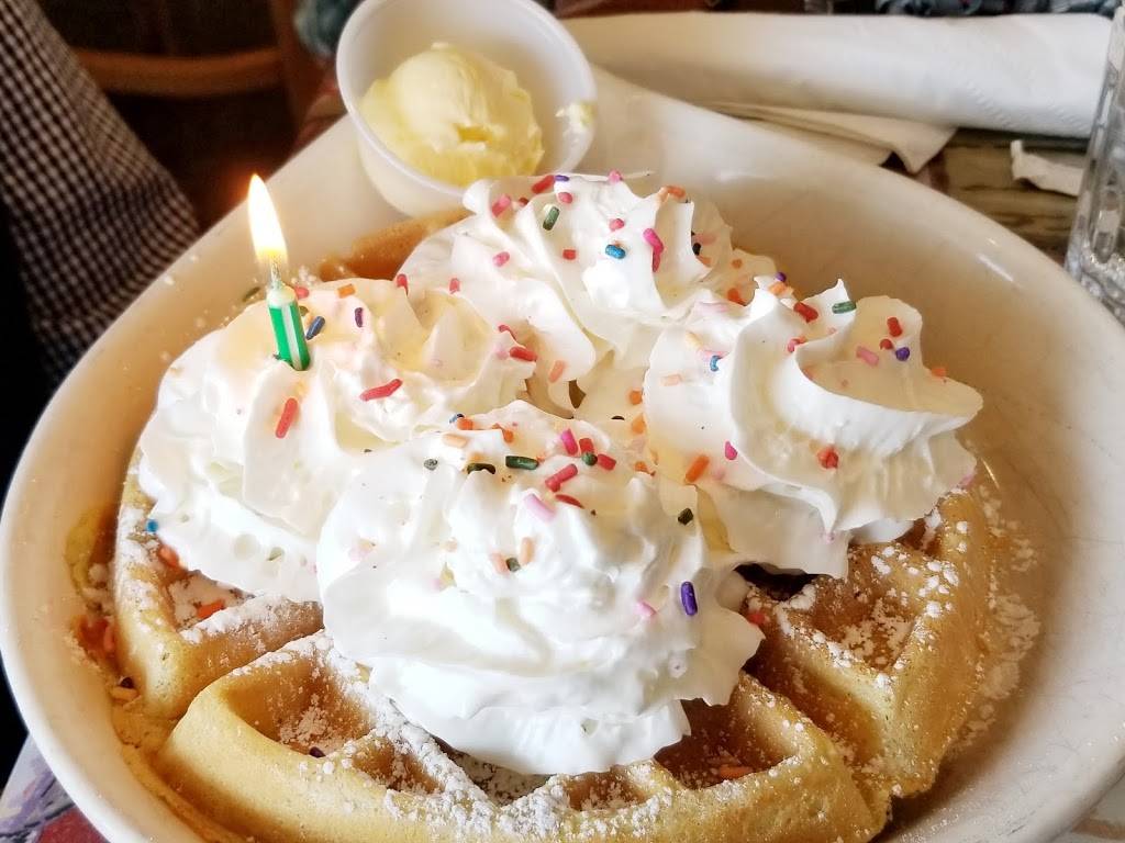 Le Peep | restaurant | 2209 S Neil St, Champaign, IL 61820, USA | 2173527599 OR +1 217-352-7599