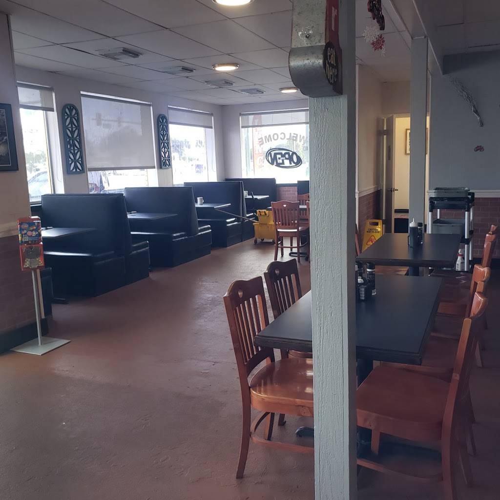 Oasis Diner | restaurant | 901 US-1, Fort Pierce, FL 34950, USA | 7728283302 OR +1 772-828-3302