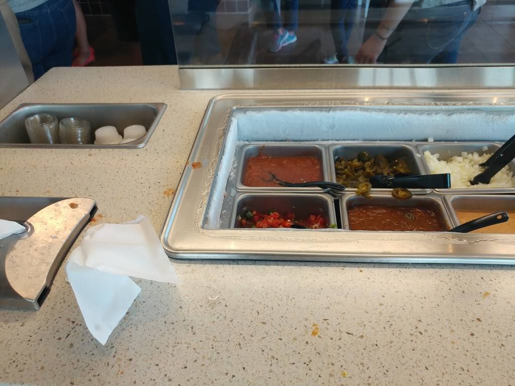 Taco Cabana | restaurant | 10215 Grand Pkwy, Richmond, TX 77406, USA | 2817256495 OR +1 281-725-6495