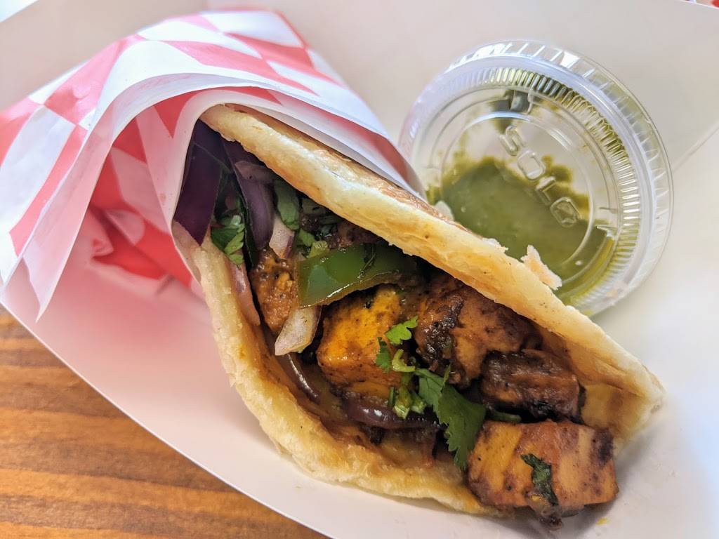 Kathi Rolls | restaurant | 4205 Curry Ford Rd, Orlando, FL 32806, USA | 4078660007 OR +1 407-866-0007