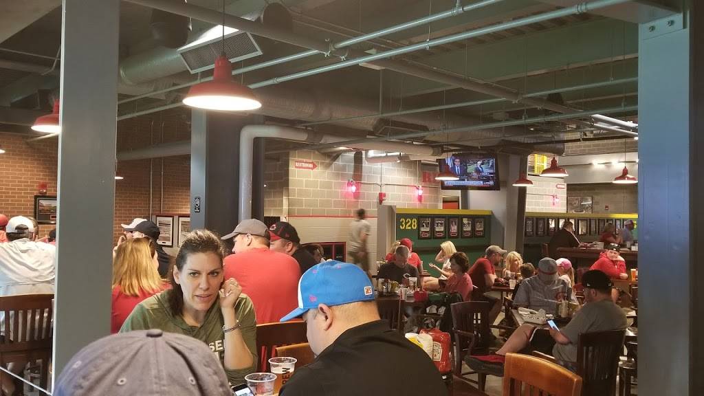 Machine Room | restaurant | 100 Joe Nuxhall Way, Cincinnati, OH 45202, USA | 5137657606 OR +1 513-765-7606