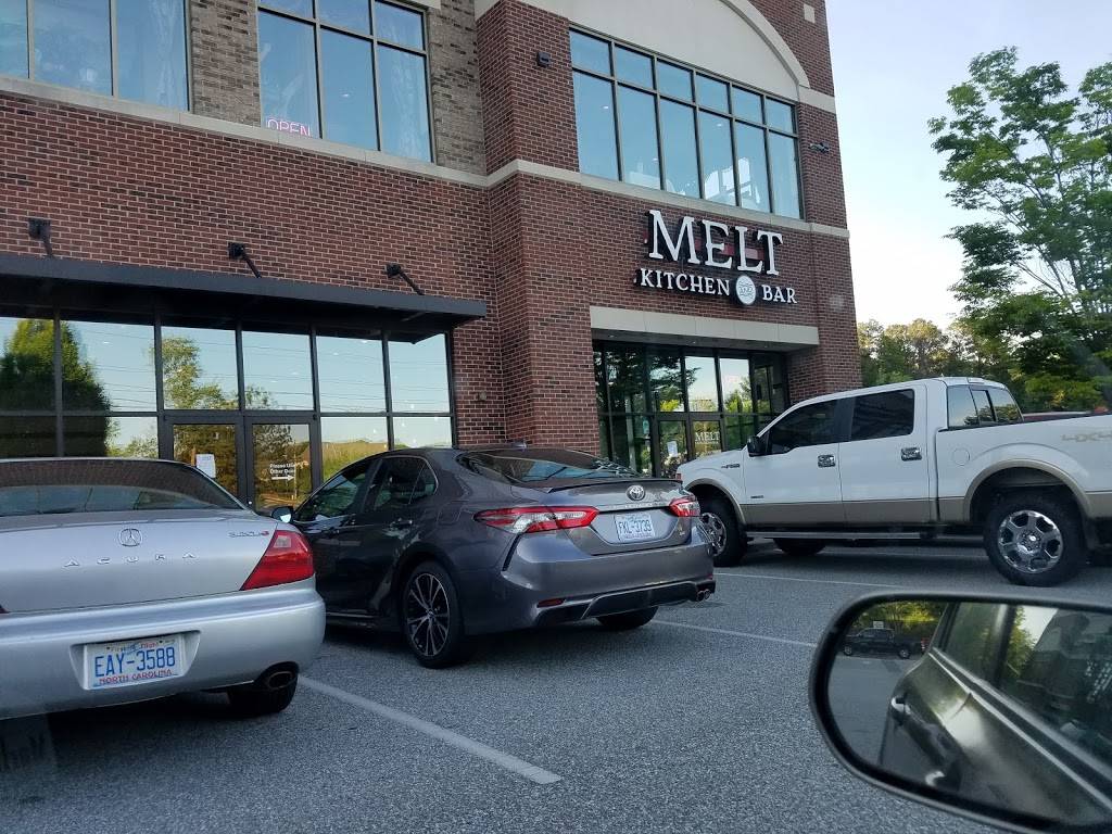 Melt Kitchen and Bar | restaurant | 1941 New Garden Rd #116, Greensboro, NC 27410, USA | 3367635445 OR +1 336-763-5445