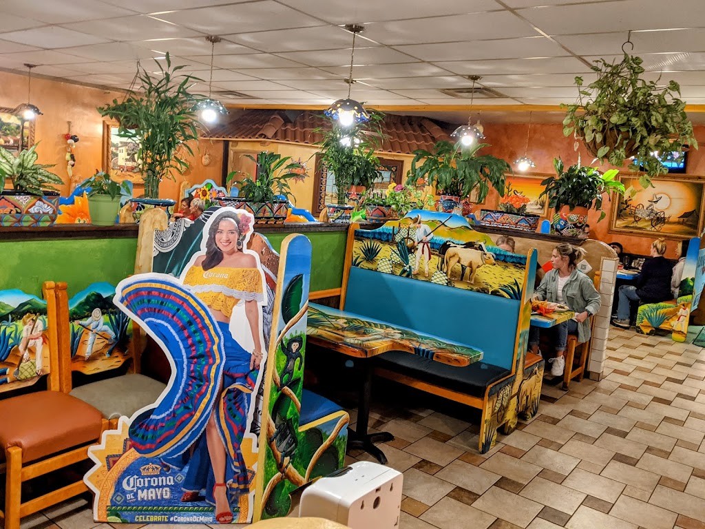 El Jimador | restaurant | 1201 S Townsend Ave, Montrose, CO 81401, USA | 9702498990 OR +1 970-249-8990