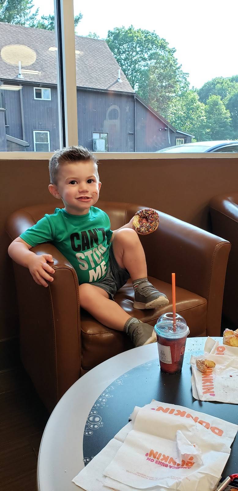 Dunkin | bakery | 590 Main St, Lewiston, ME 04240, USA | 2077836941 OR +1 207-783-6941