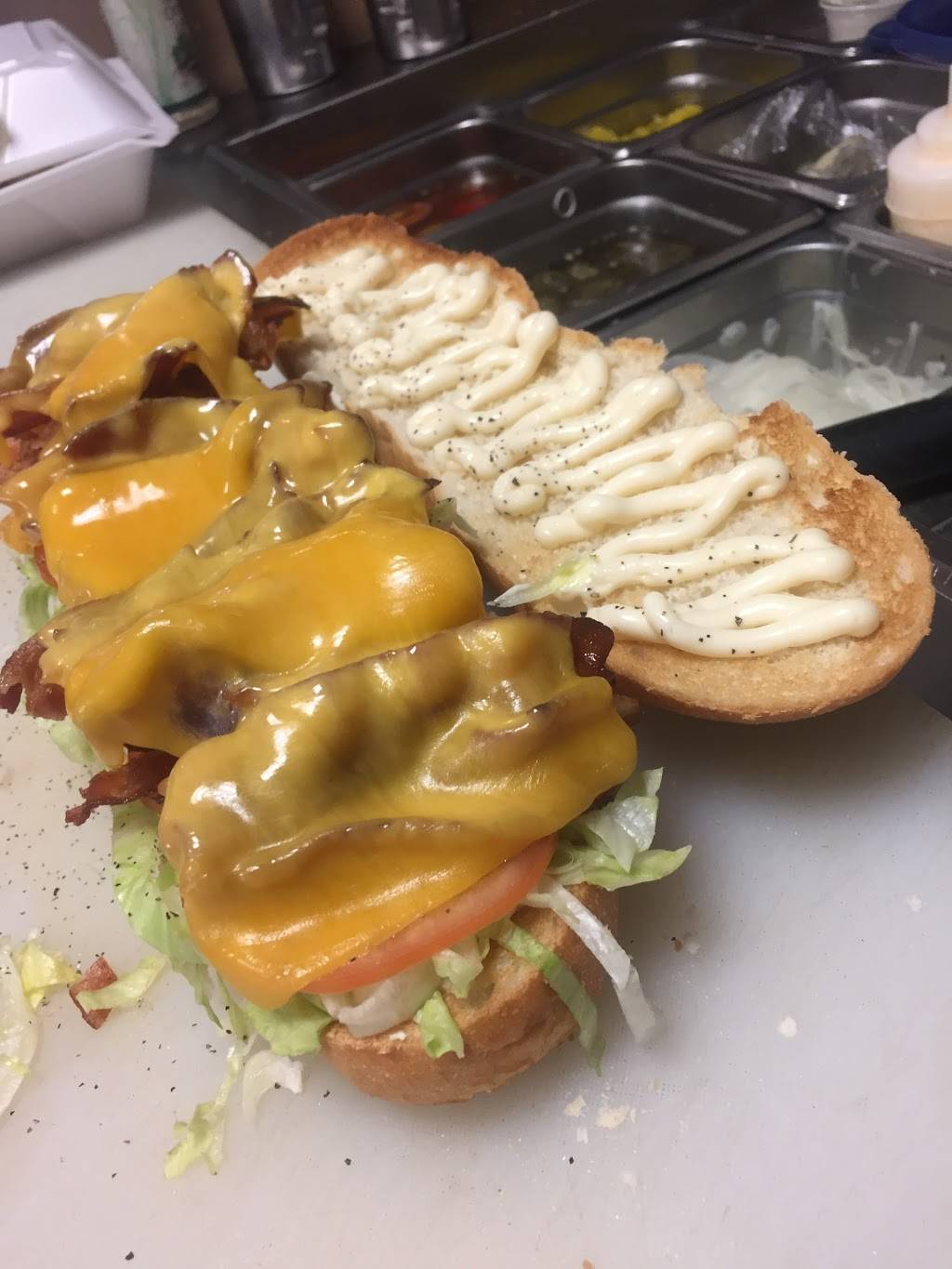 The bagel corner and cafè | bakery | 285 NY-211 #5, Middletown, NY 10940, USA | 8452394895 OR +1 845-239-4895