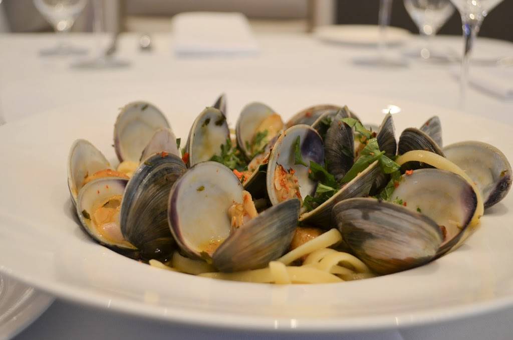 Martoranos Prime | restaurant | 777 Casino Dr, Pittsburgh, PA 15212, USA | 4125664799 OR +1 412-566-4799