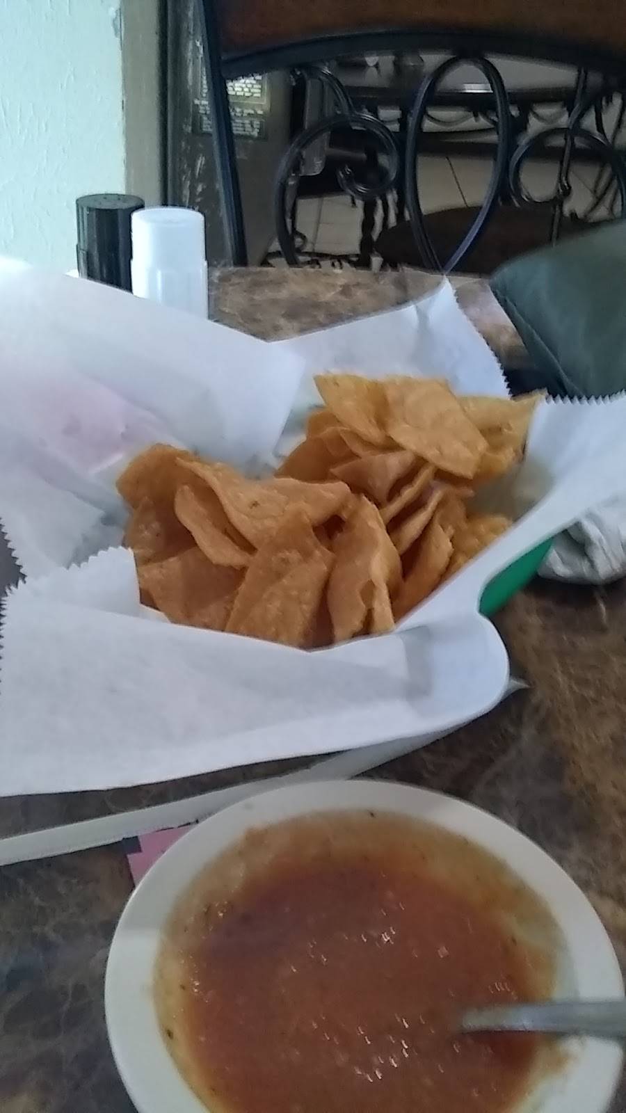 La Colonia Mexican Restaurant | restaurant | 212 S Houston Ave, Livingston, TX 77351, USA | 9363273918 OR +1 936-327-3918