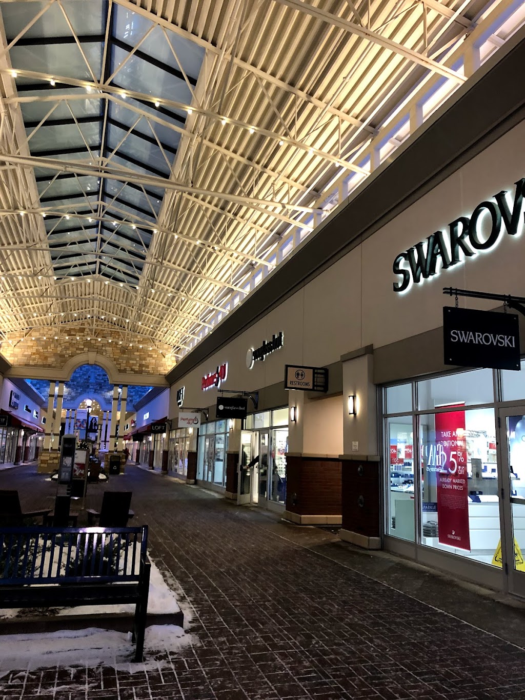 Starbucks | cafe | 3965 Eagan Outlets Pkwy #455, Eagan, MN 55122, USA | 6514545153 OR +1 651-454-5153