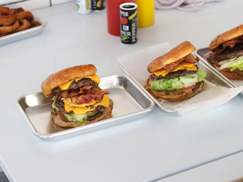 Johnnys Greek | restaurant | 4975 S Alma School Rd, Chandler, AZ 85248, USA | 4805341884 OR +1 480-534-1884